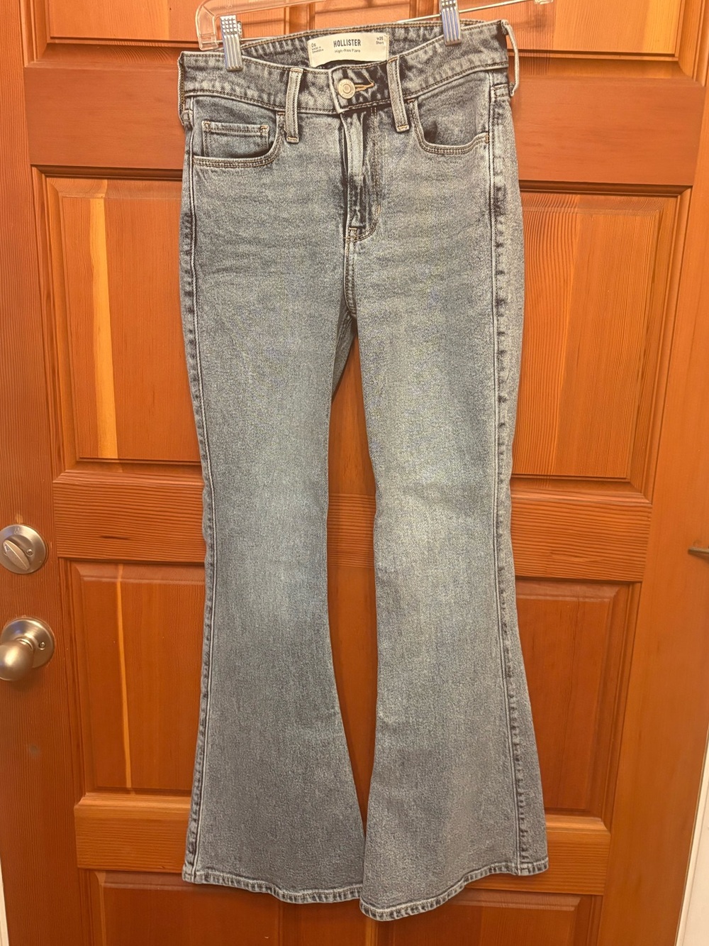 Hollister Women's Light Blue Flared High-Rise Jeans